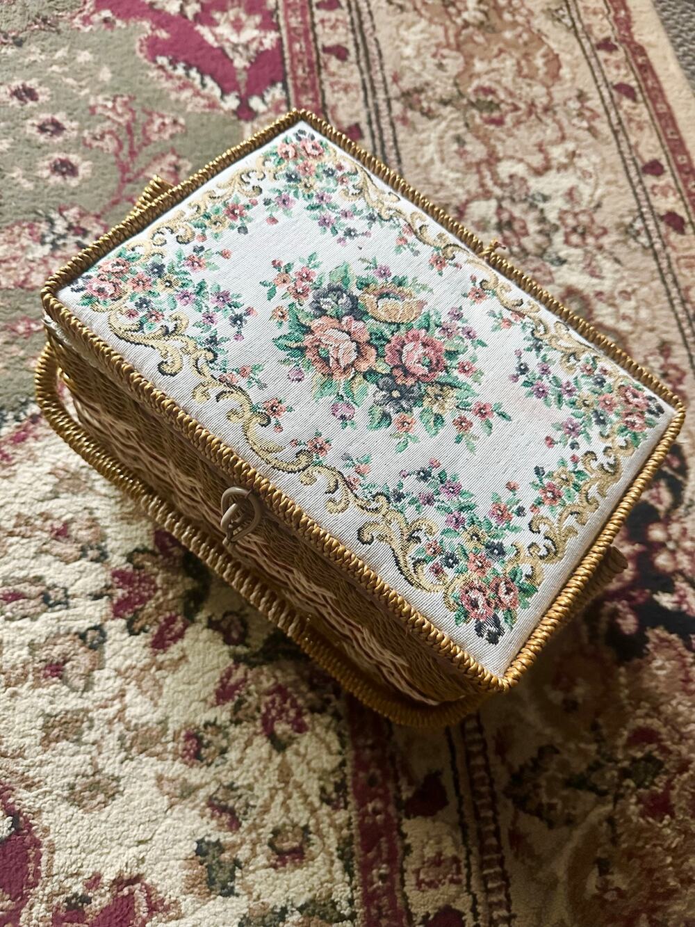 Vintage Singer Sewing Box embroidered Tapestry whicker basket antique storage